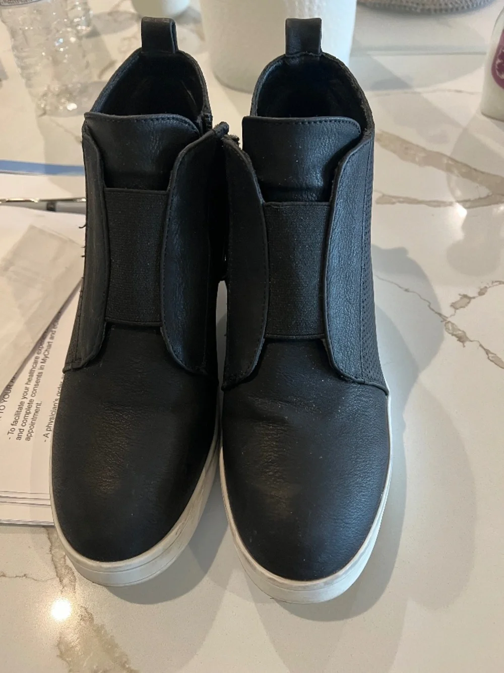 Black leather wedge sneakers by Dream Pairs size 8